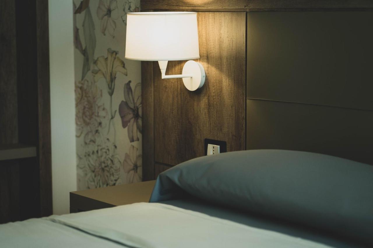 Hotel Pontemare Palermo Zewnętrze zdjęcie